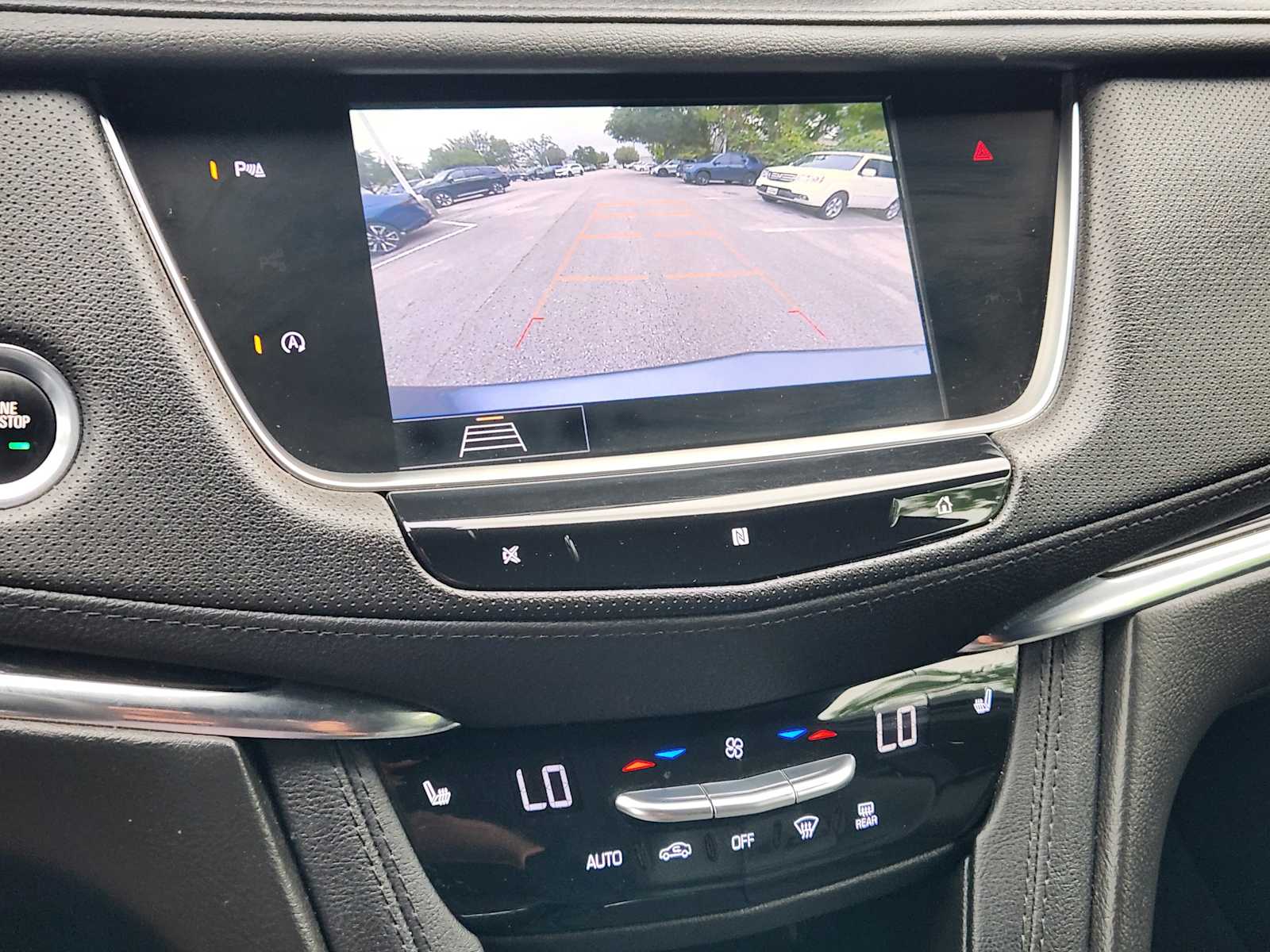 Thumbnail: 2020 Cadillac XT5 - 17
