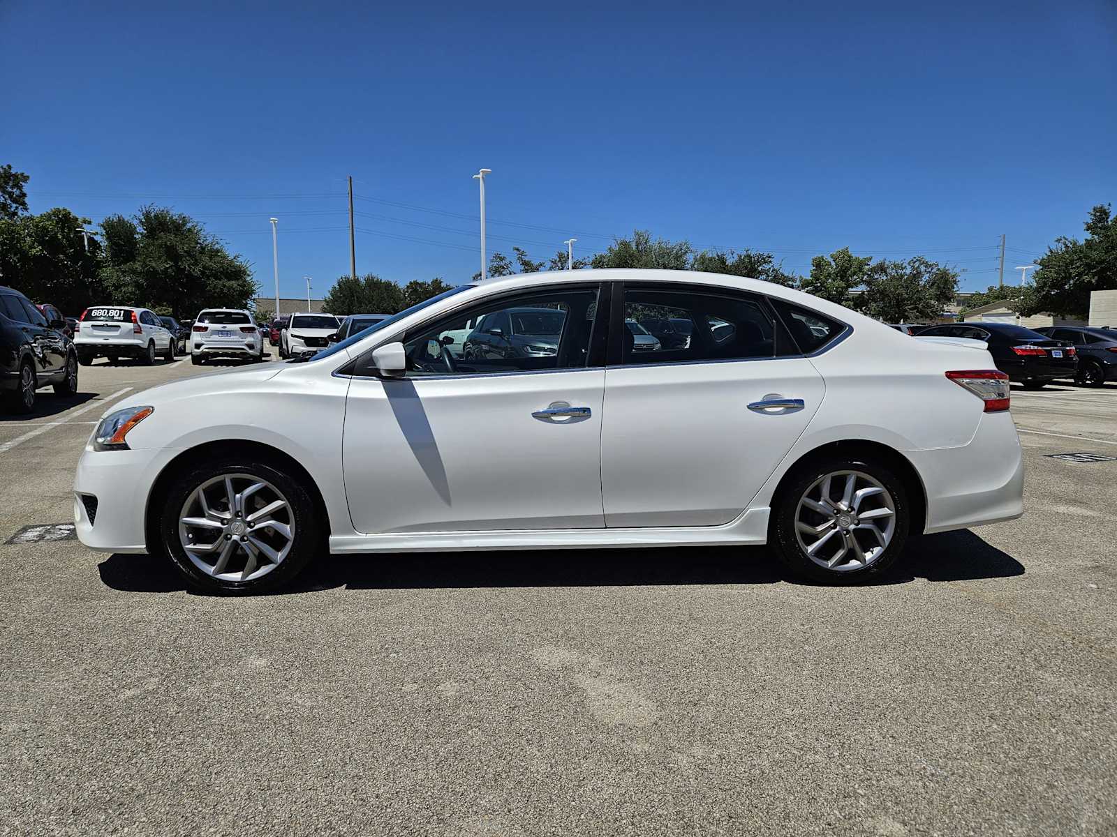 Thumbnail: 2013 Nissan Sentra - 4