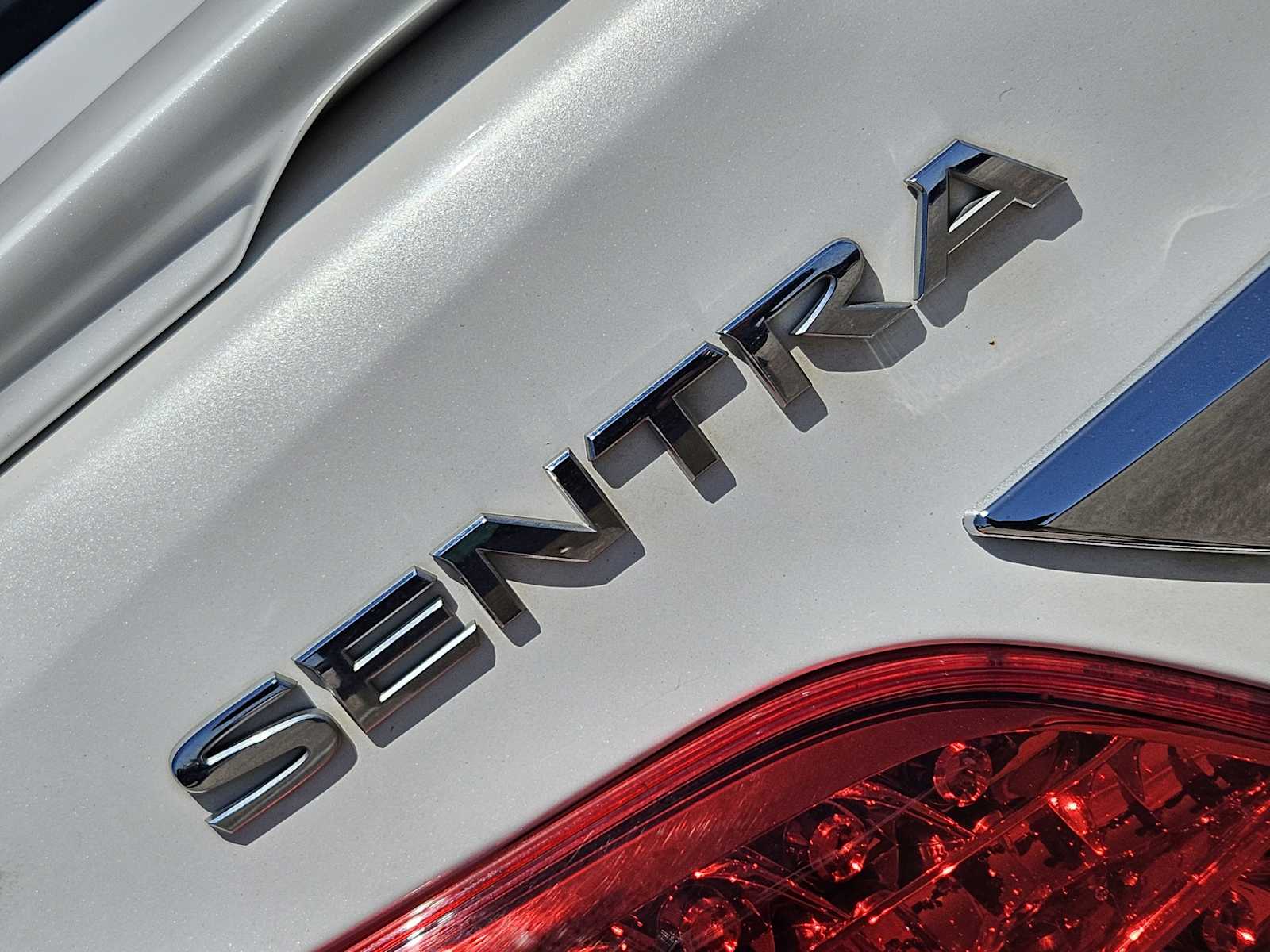 Thumbnail: 2013 Nissan Sentra - 12