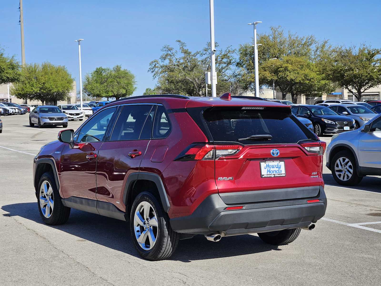 Thumbnail: 2021 Toyota RAV4 - 5