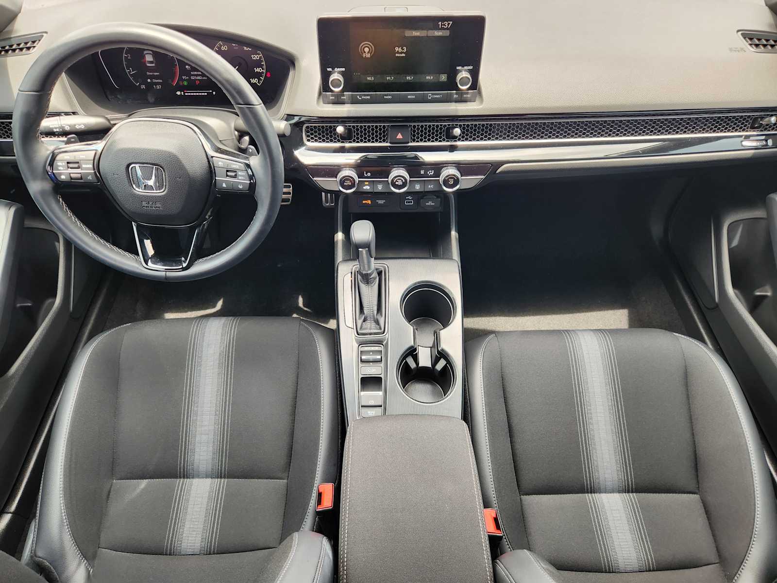 Thumbnail: 2024 Honda Civic - 24