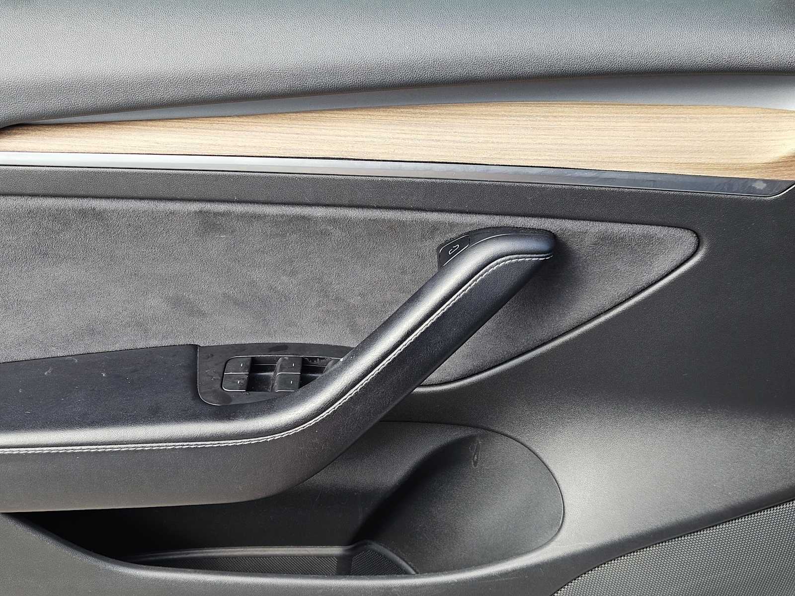 Thumbnail: 2021 Tesla Model 3 - 19