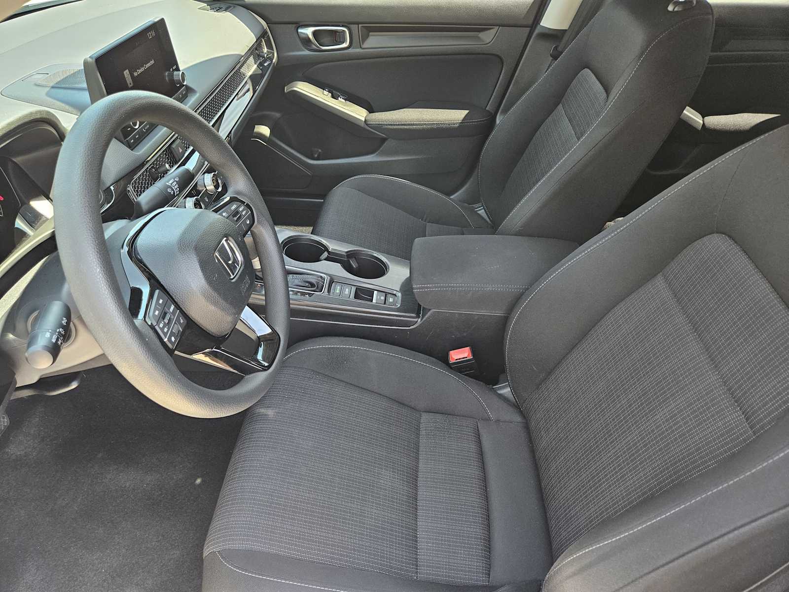2025 Honda Civic LX - Photo 12