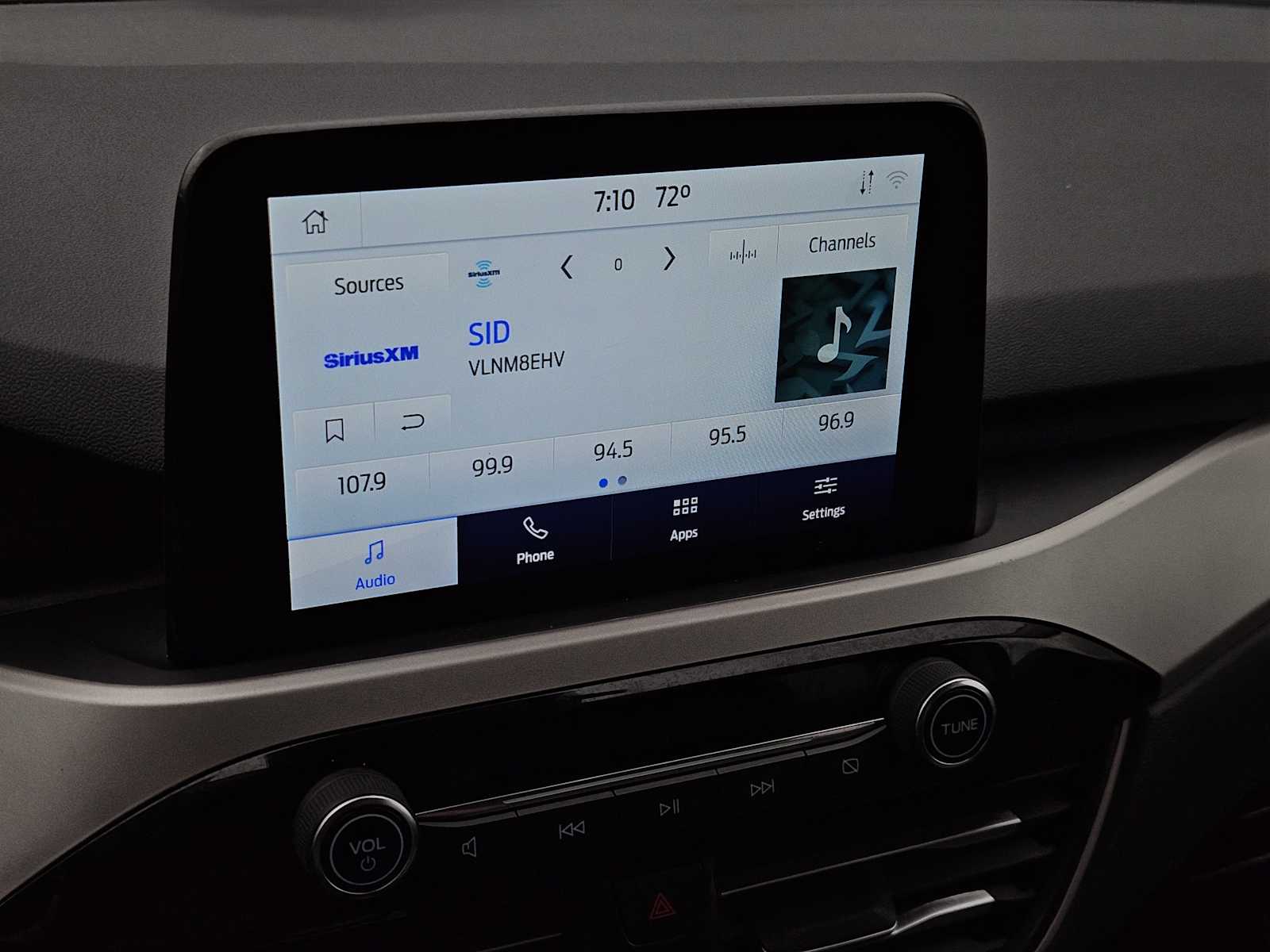 Thumbnail: 2022 Ford Escape - 17