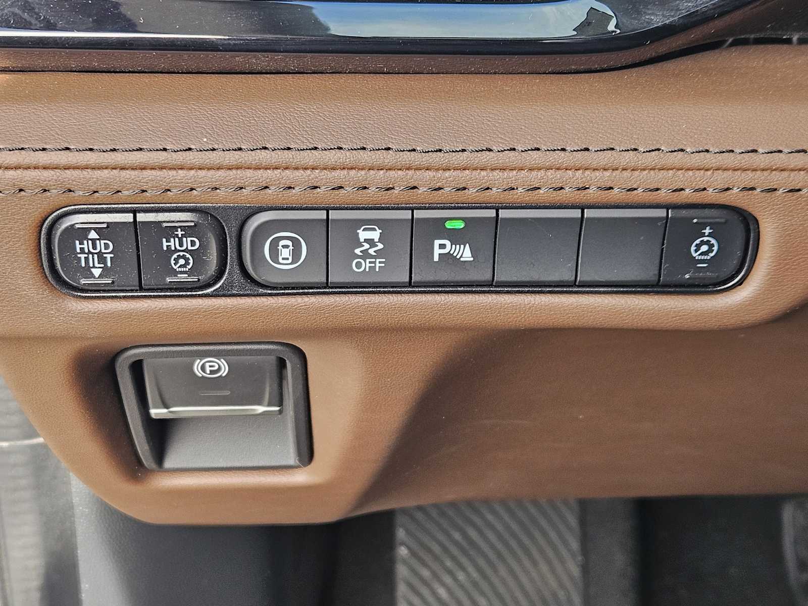 Thumbnail: 2023 Acura MDX - 22