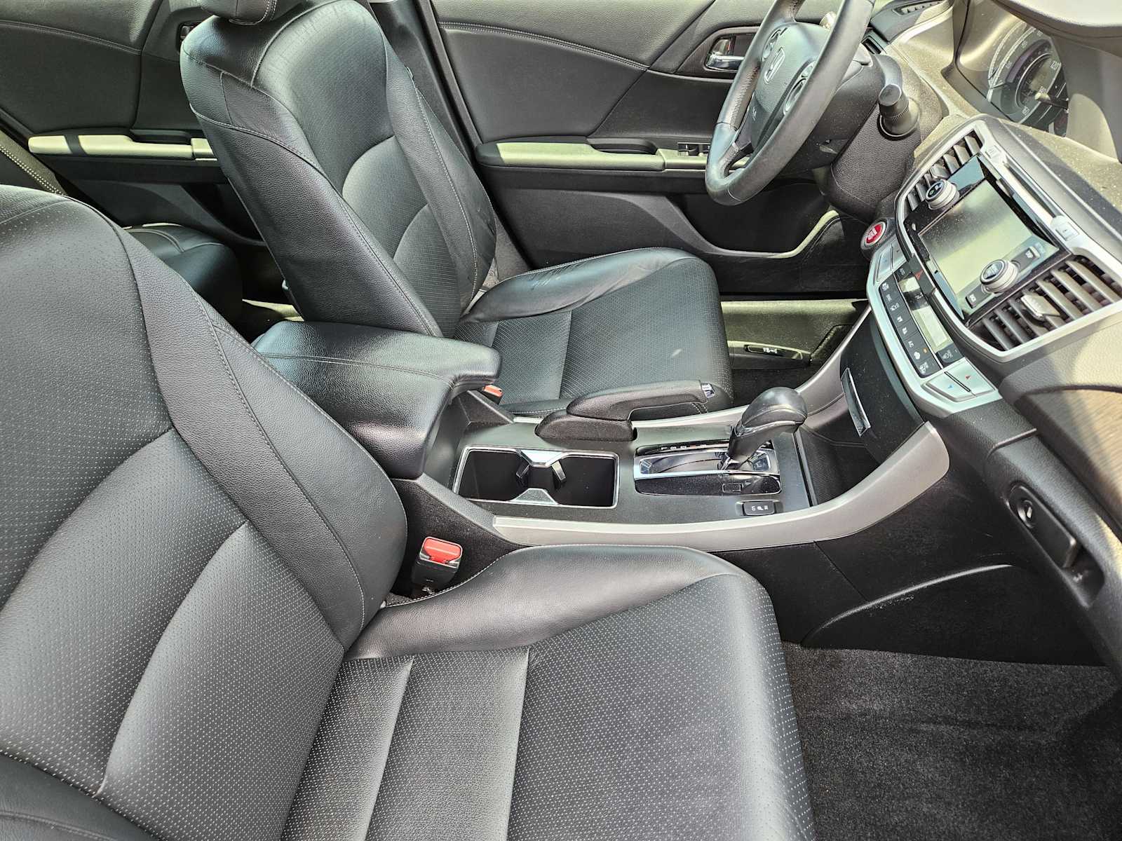 Thumbnail: 2015 Honda Accord - 14