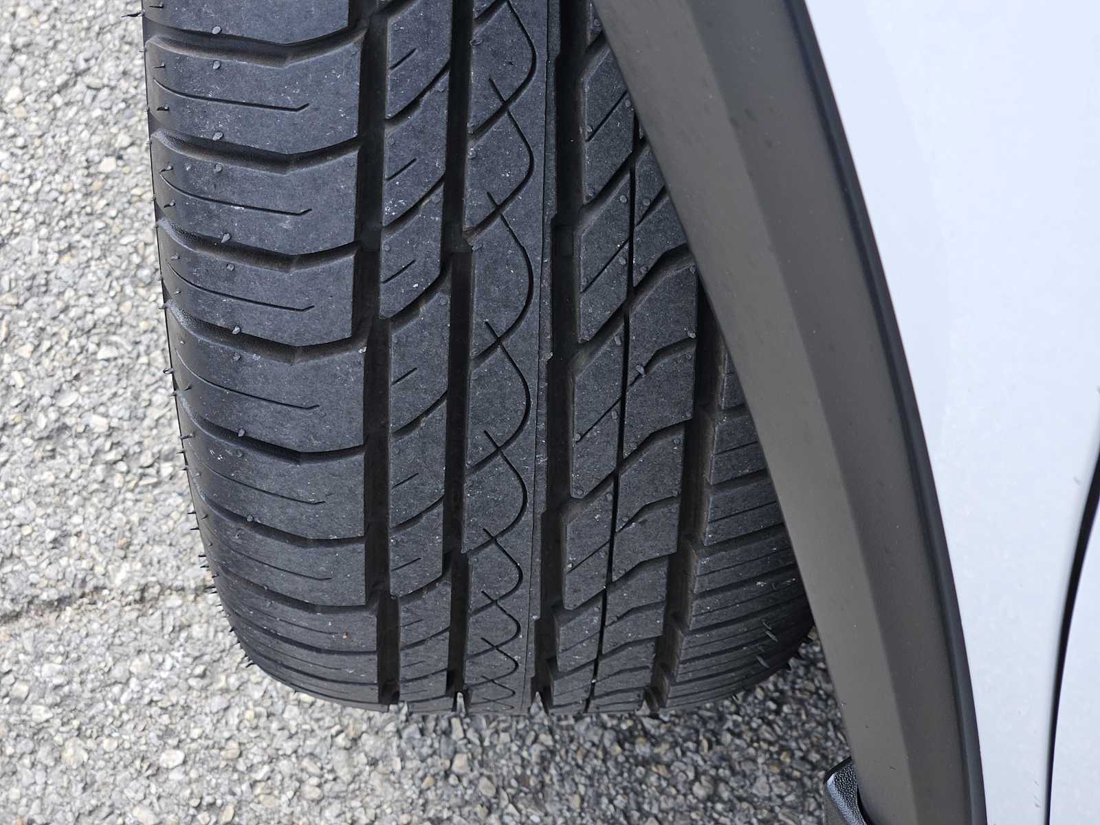 Thumbnail: 2021 Nissan Kicks - 10