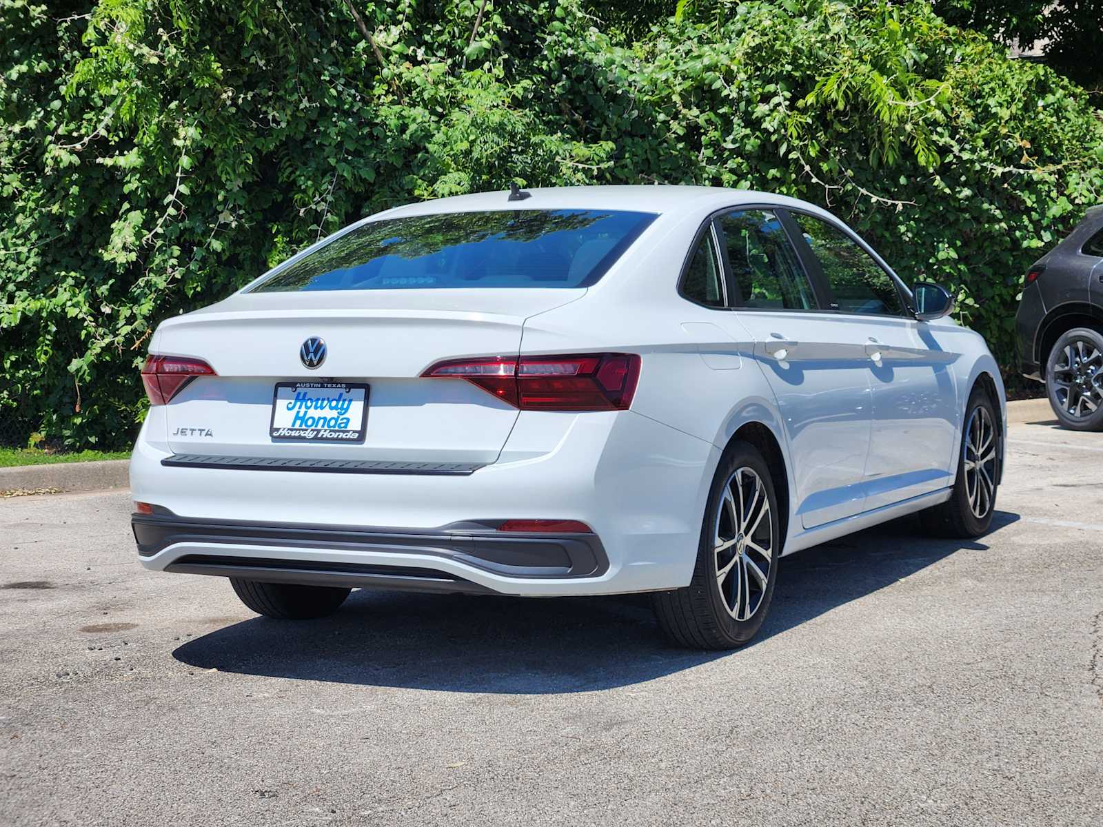 Thumbnail: 2023 Volkswagen Jetta - 6