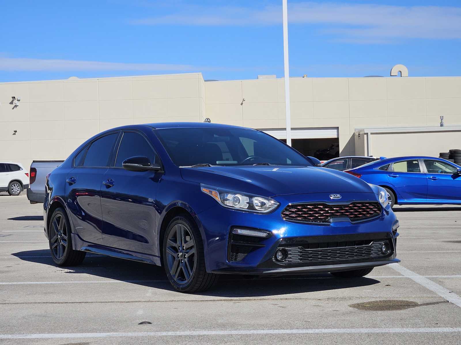 Thumbnail: 2021 Kia Forte - 3