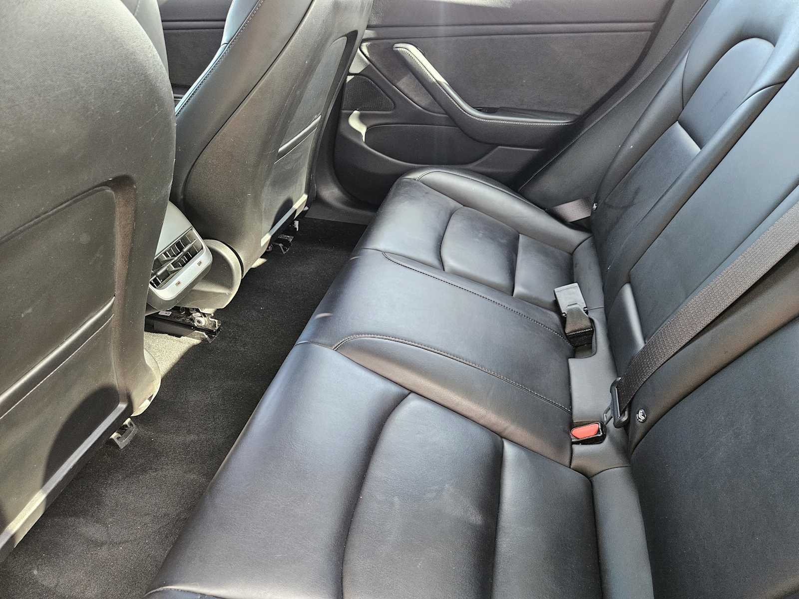 Thumbnail: 2018 Tesla Model 3 - 26