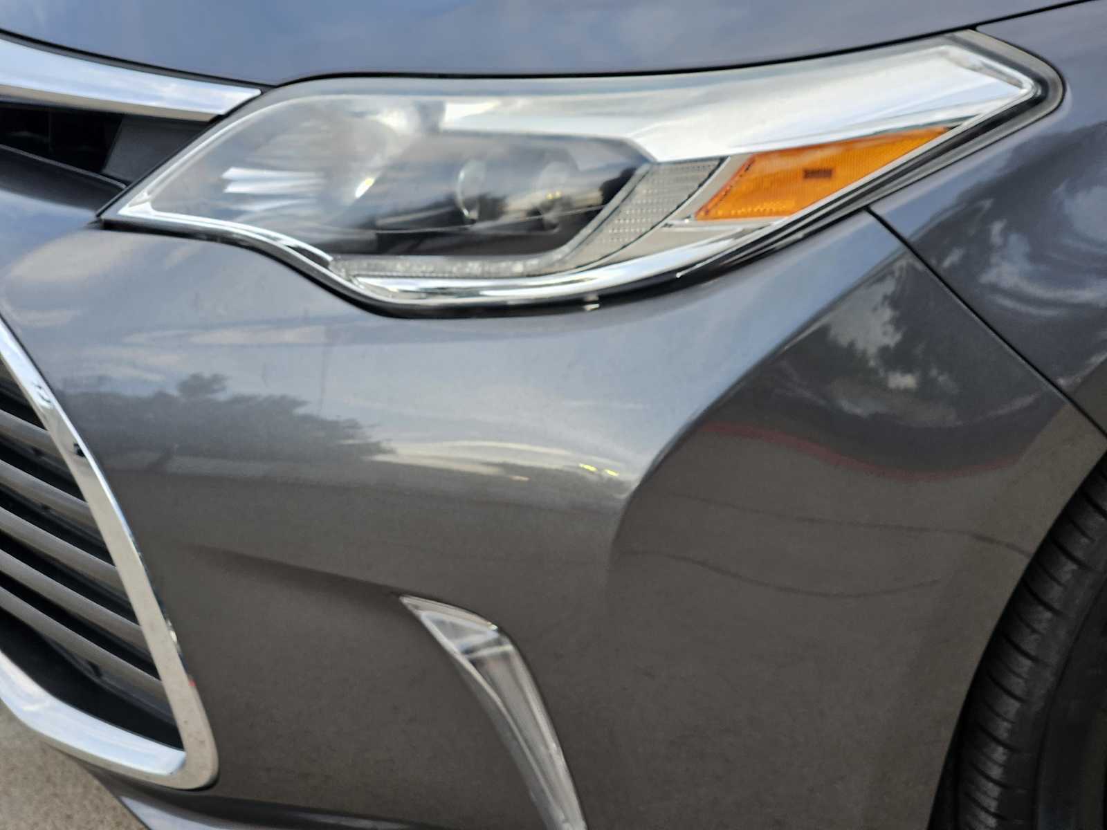 Thumbnail: 2018 Toyota Avalon - 9
