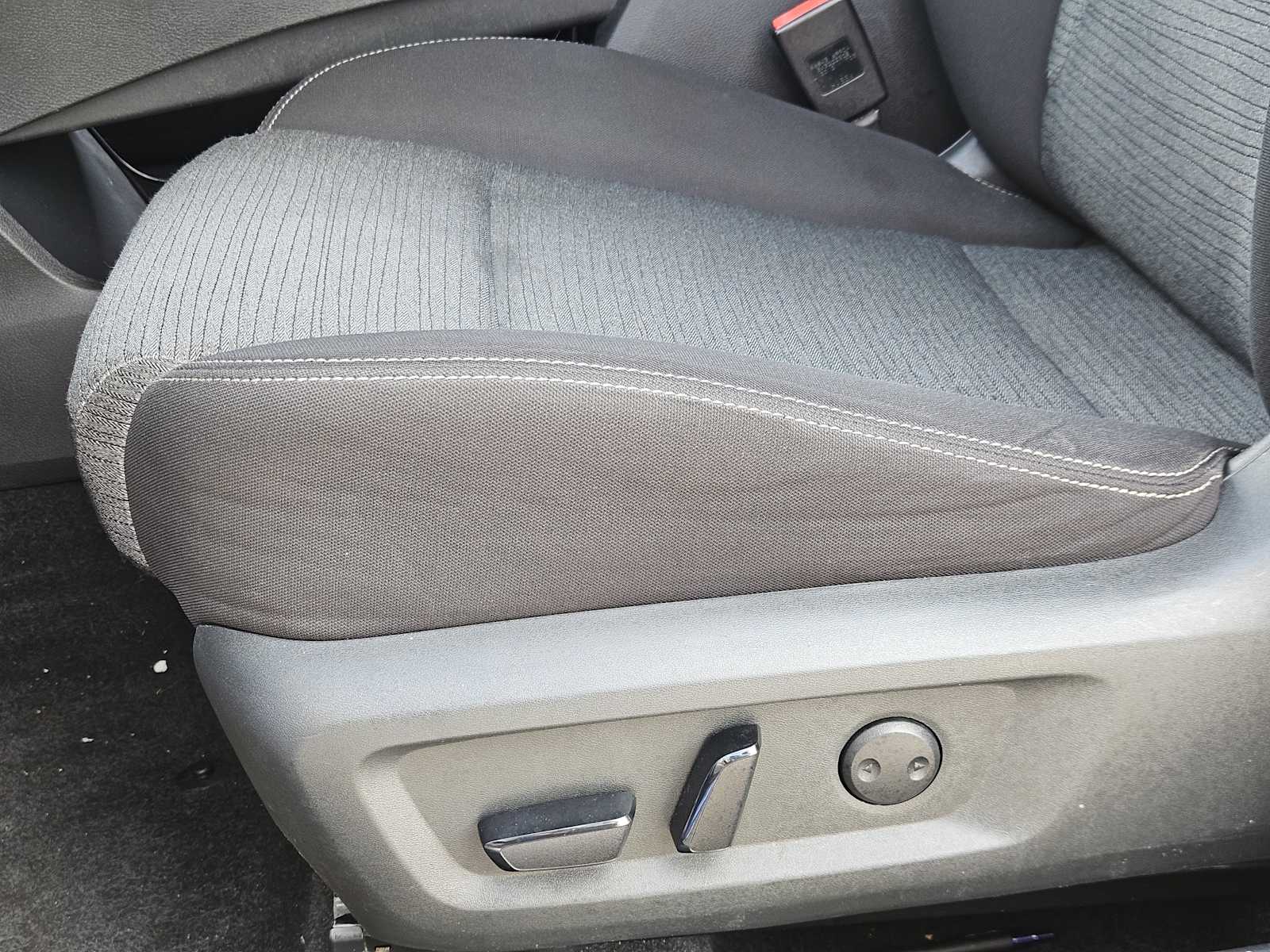 Thumbnail: 2021 Nissan Rogue - 24