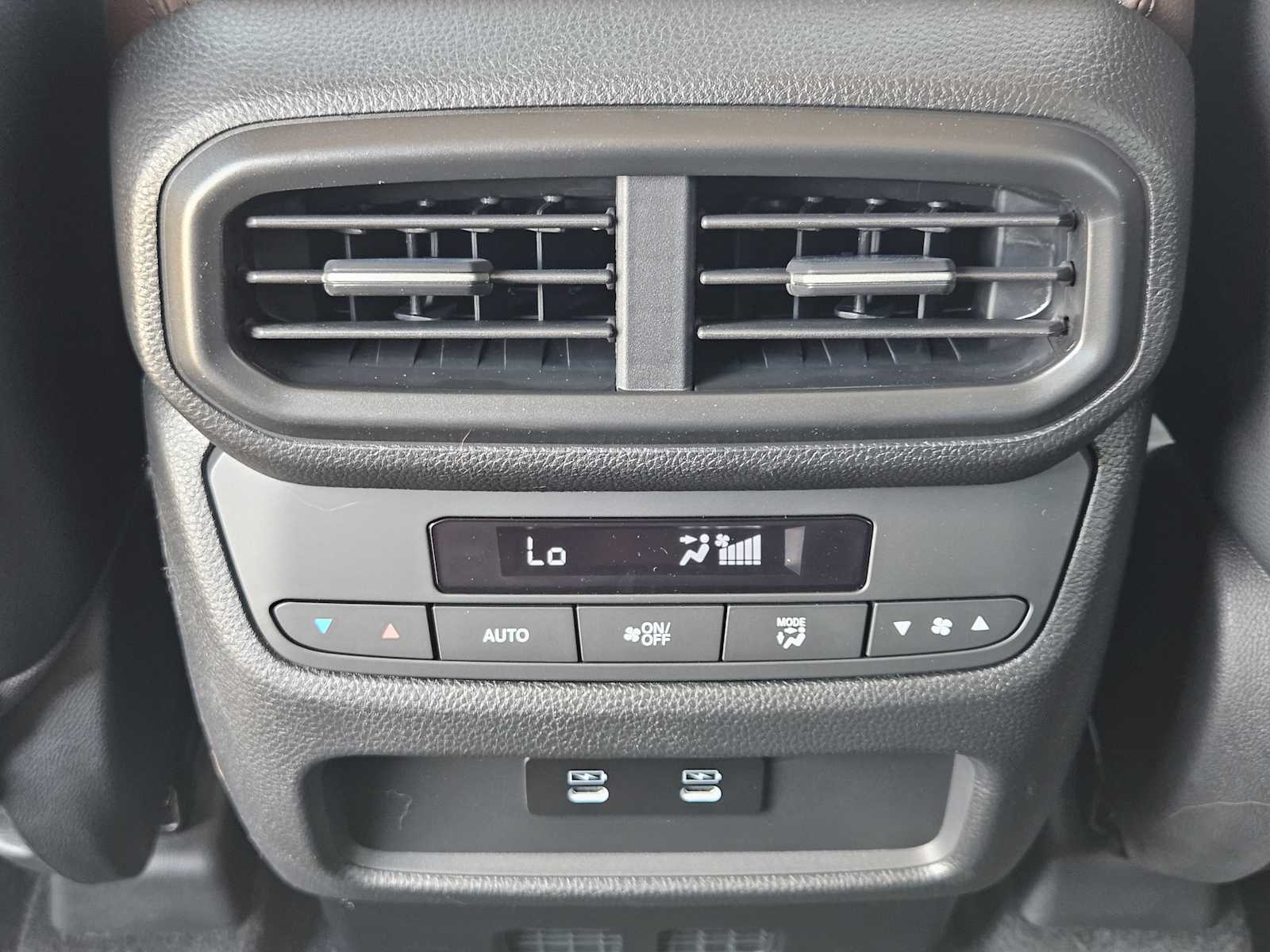 New 2026 Honda Pilot Touring S, photo 23