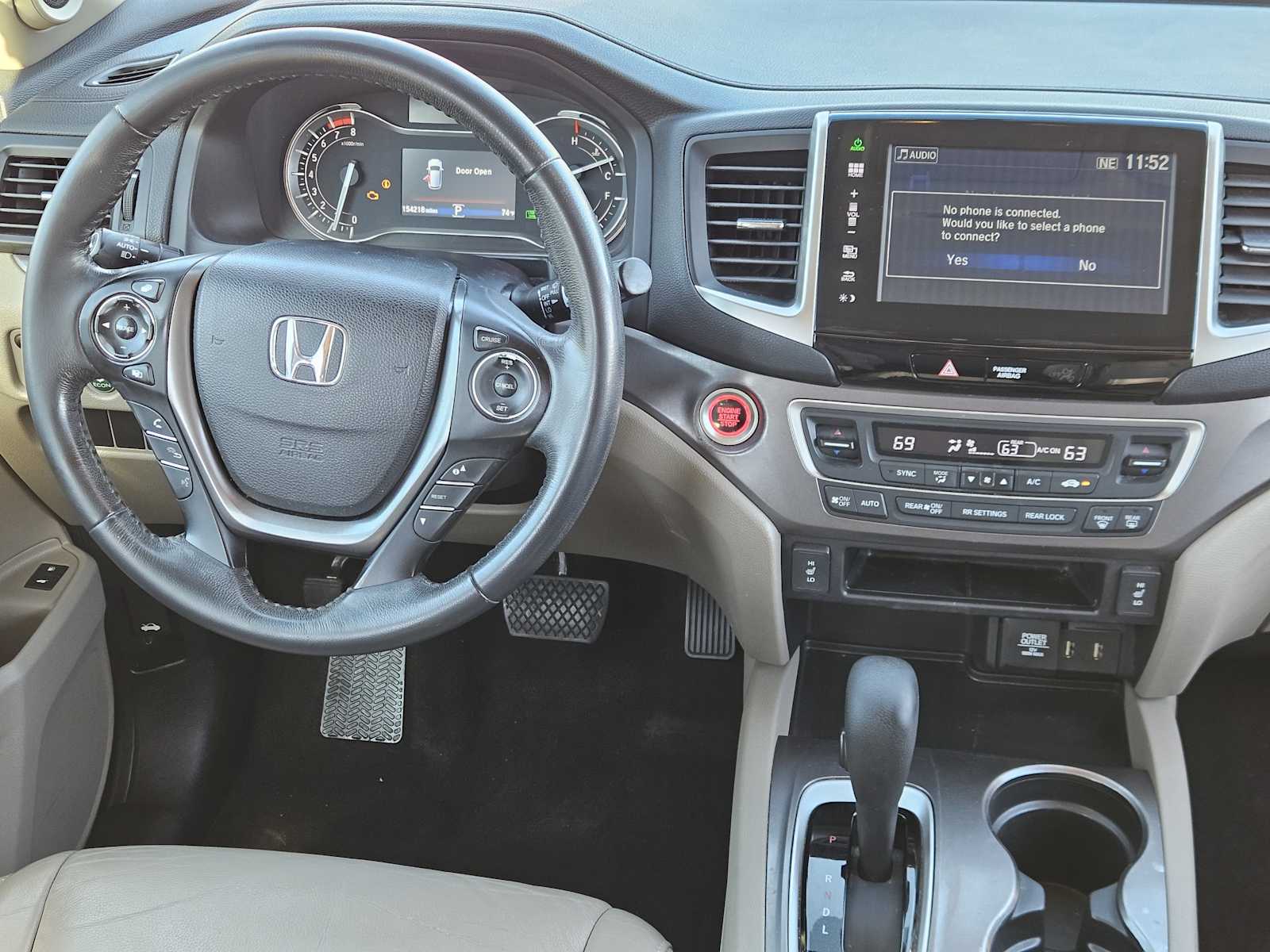 Thumbnail: 2016 Honda Pilot - 25