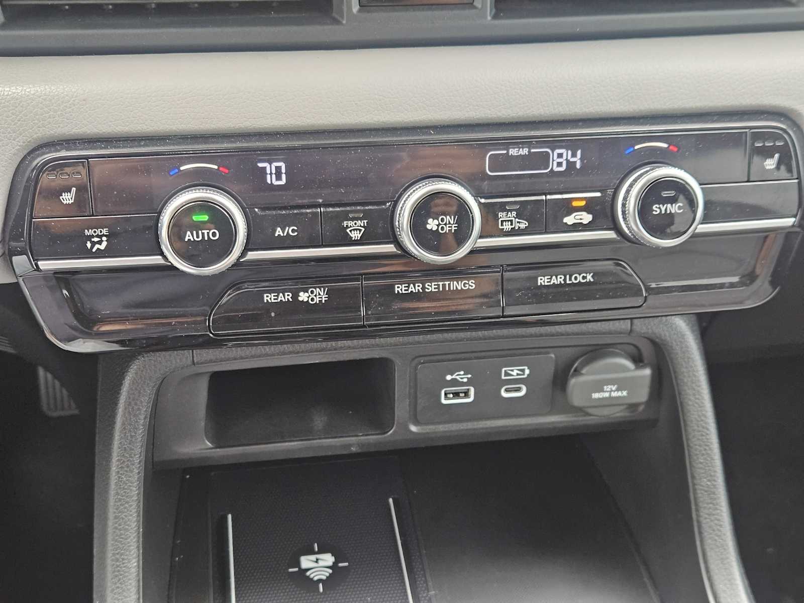 2023 Honda Pilot Touring 18