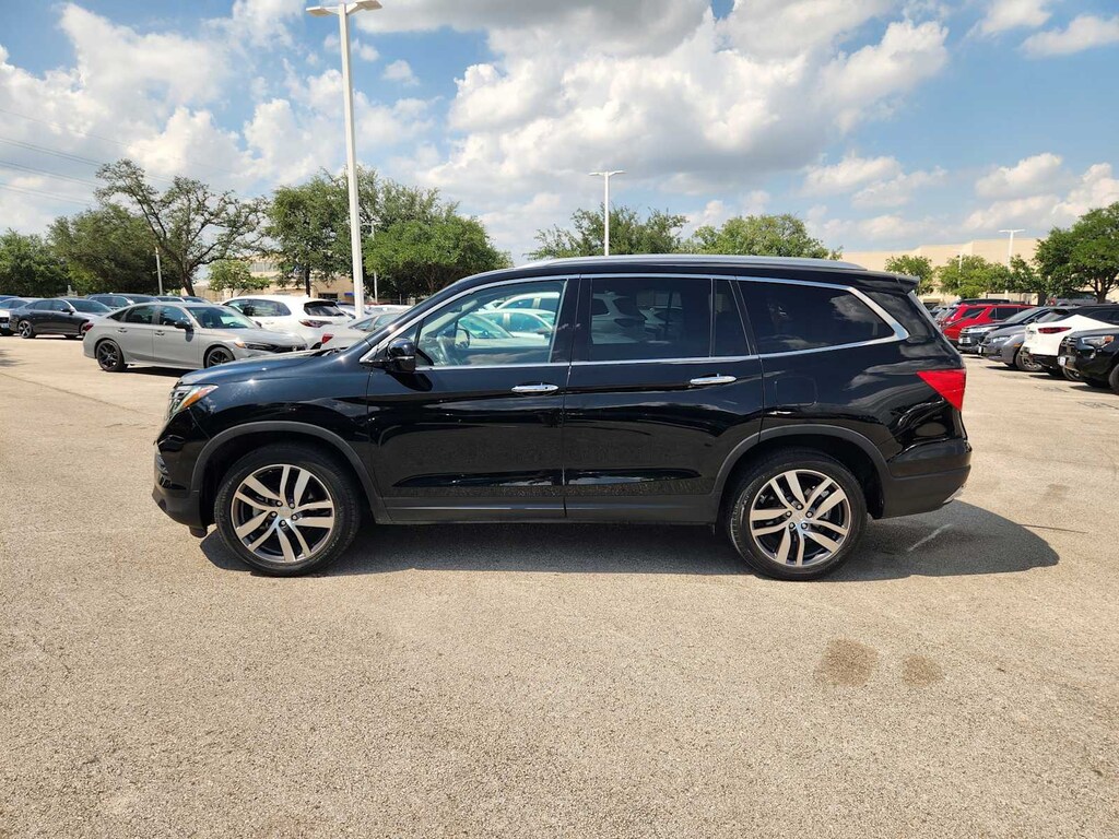 Used 2017 Honda Pilot Touring SUV