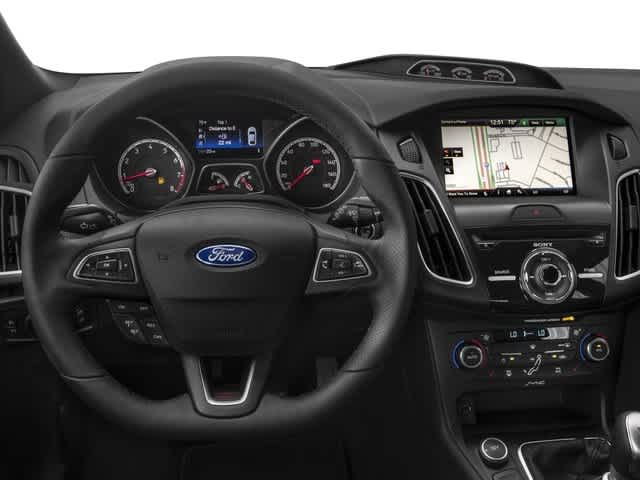 Thumbnail: 2017 Ford Focus - 7