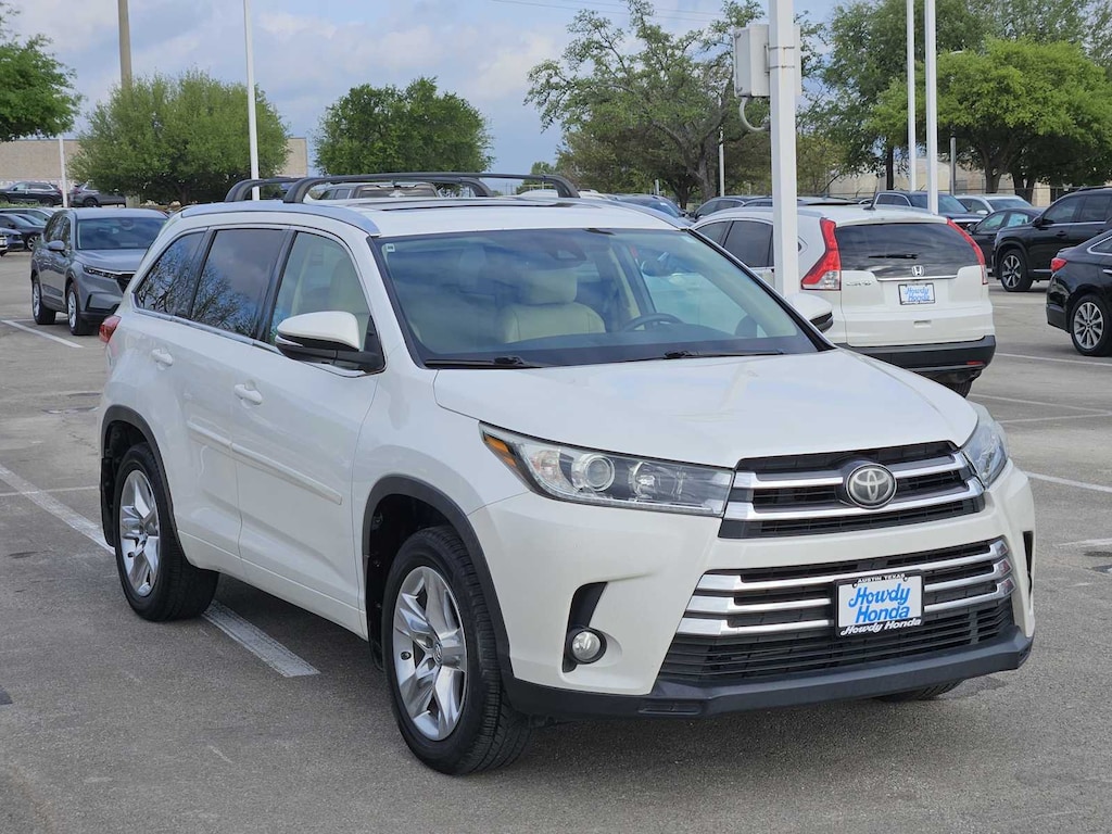 Used 2017 Toyota Highlander Limited SUV