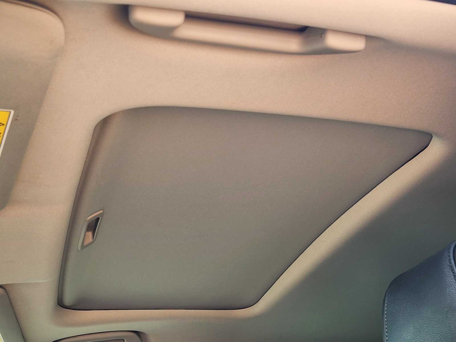 Thumbnail: 2022 Honda Insight - 25