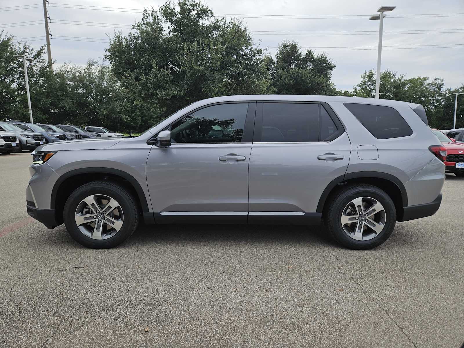 Thumbnail: 2025 Honda Pilot - 4