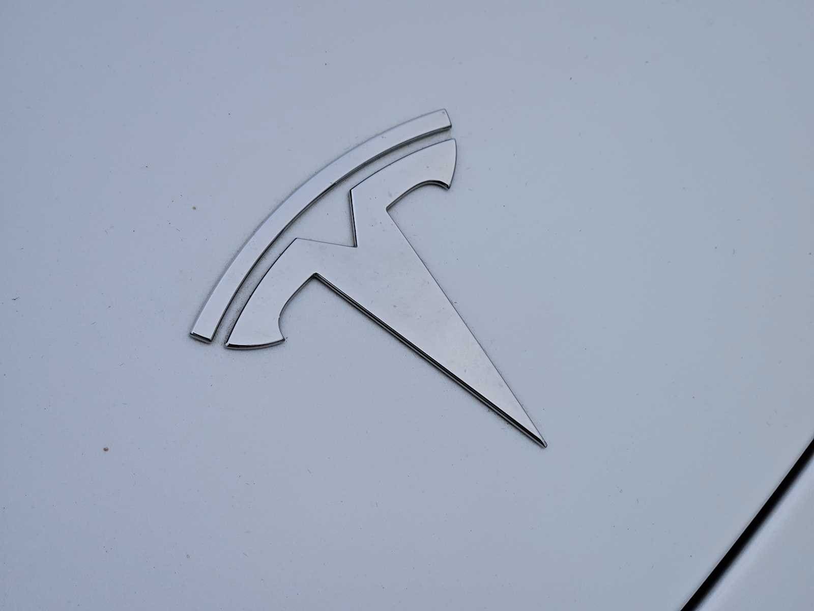 Thumbnail: 2019 Tesla Model 3 - 11