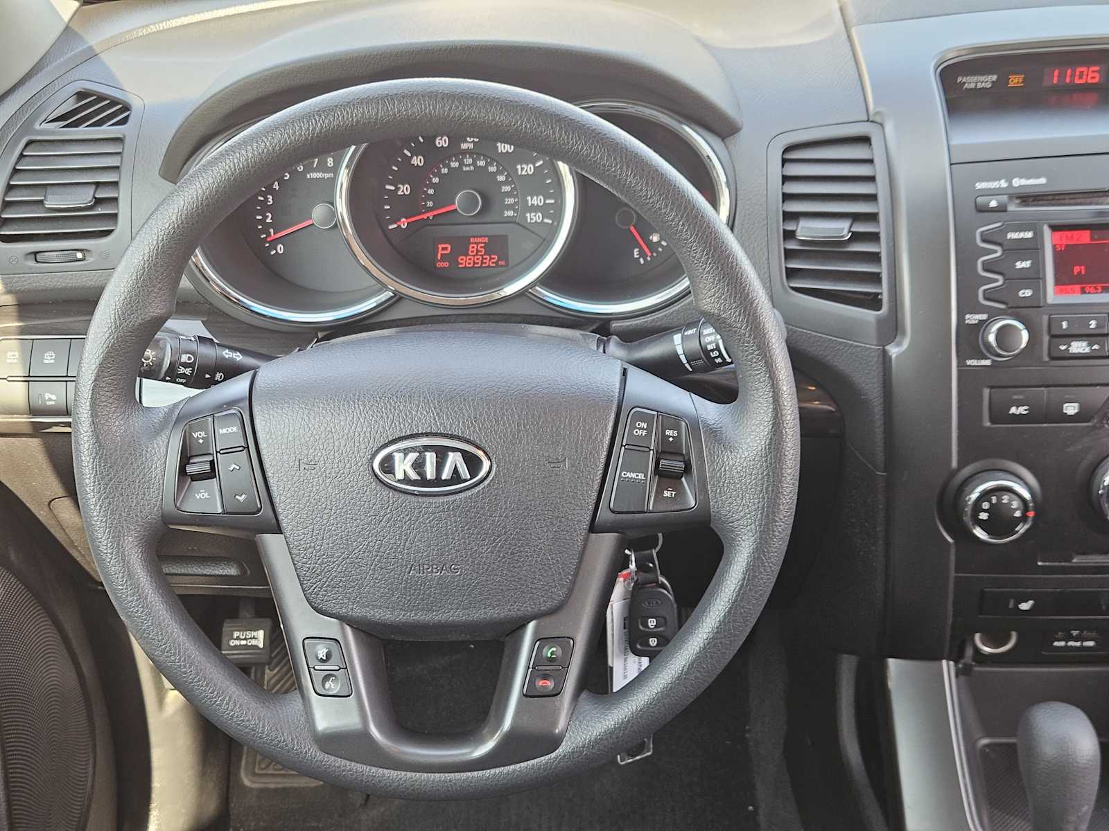 Thumbnail: 2011 Kia Sorento - 22