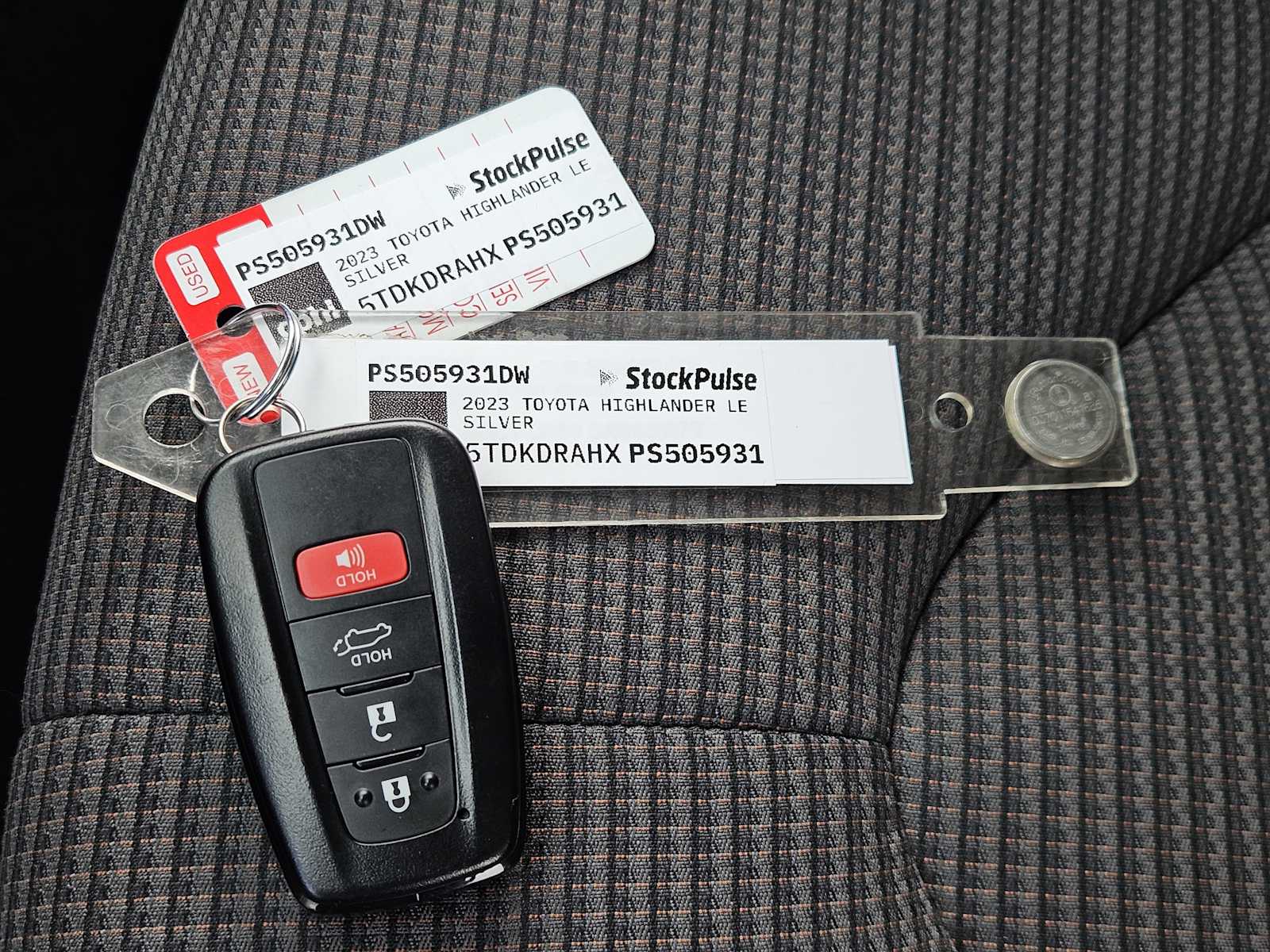 Thumbnail: 2023 Toyota Highlander - 34