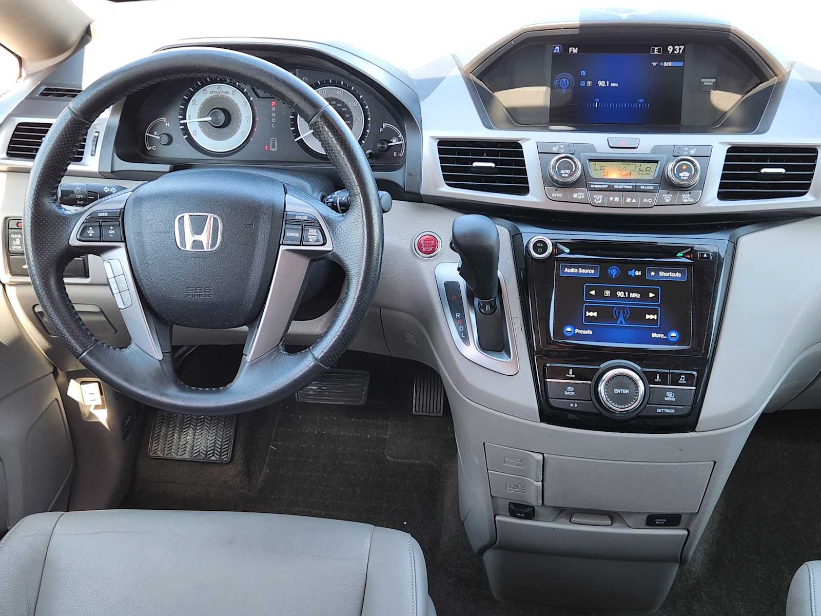 Thumbnail: 2016 Honda Odyssey - 26