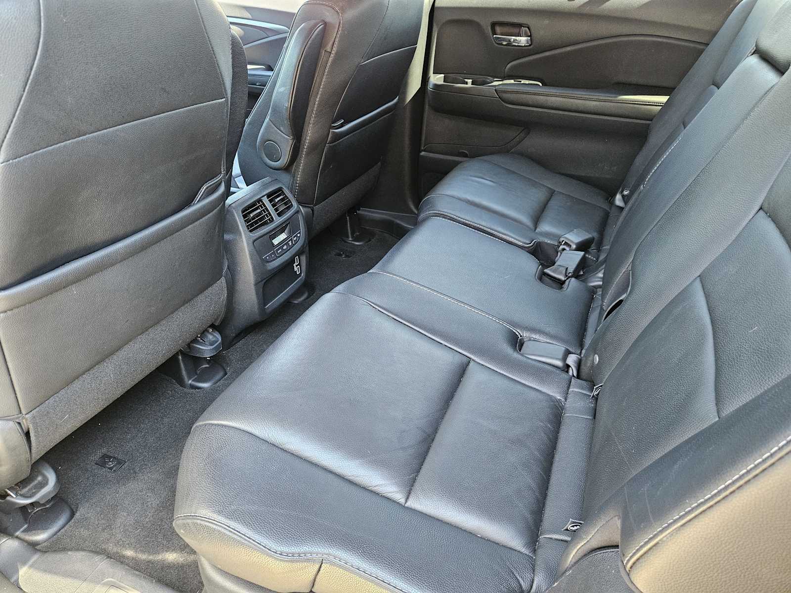 Thumbnail: 2022 Honda Pilot - 30