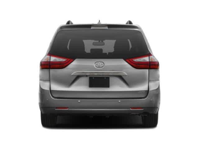 Thumbnail: 2015 Toyota Sienna - 6