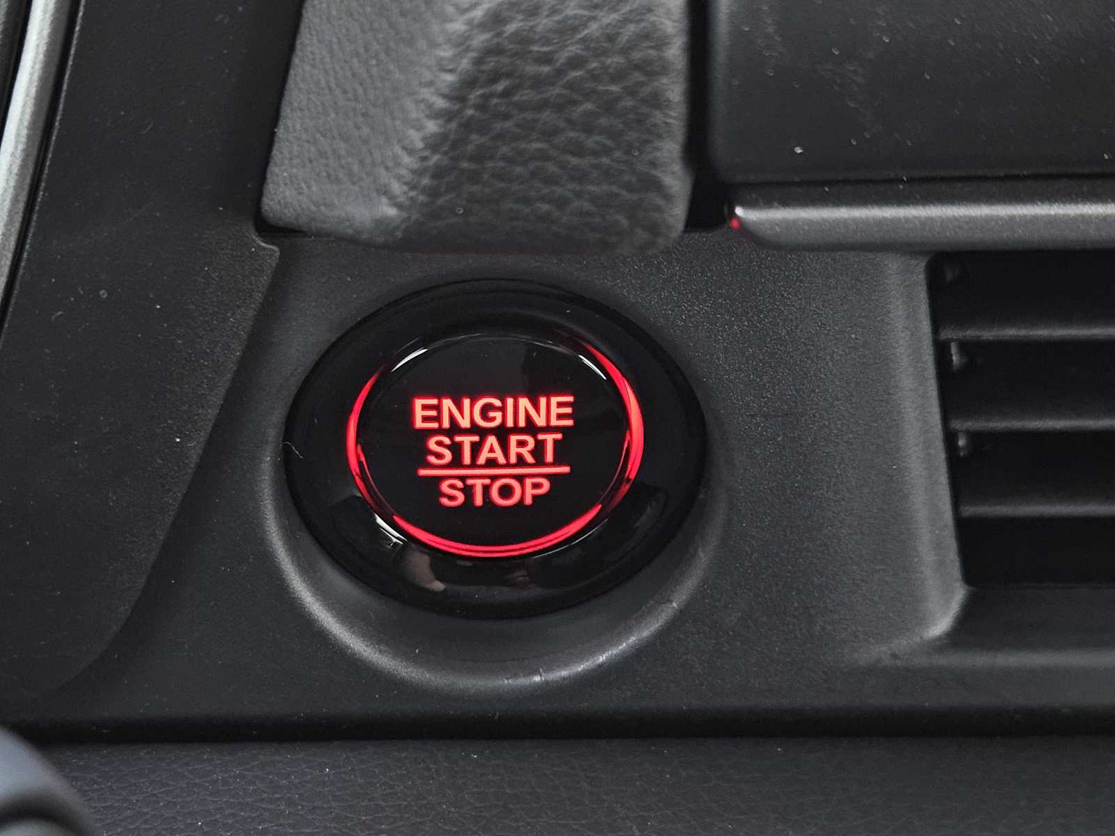 Thumbnail: 2026 Honda Pilot - 18