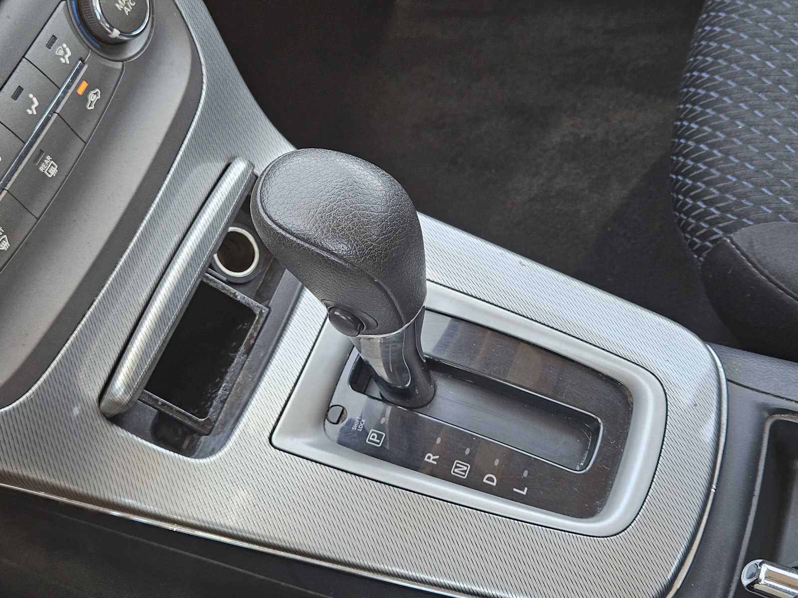 Thumbnail: 2013 Nissan Sentra - 19