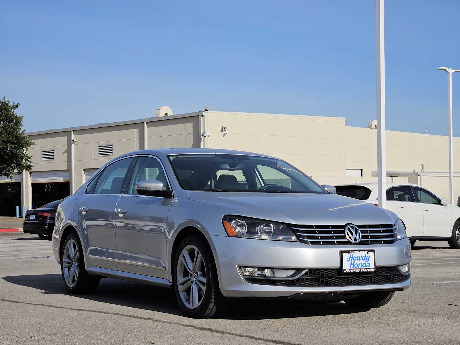 Thumbnail: 2013 Volkswagen Passat - 3