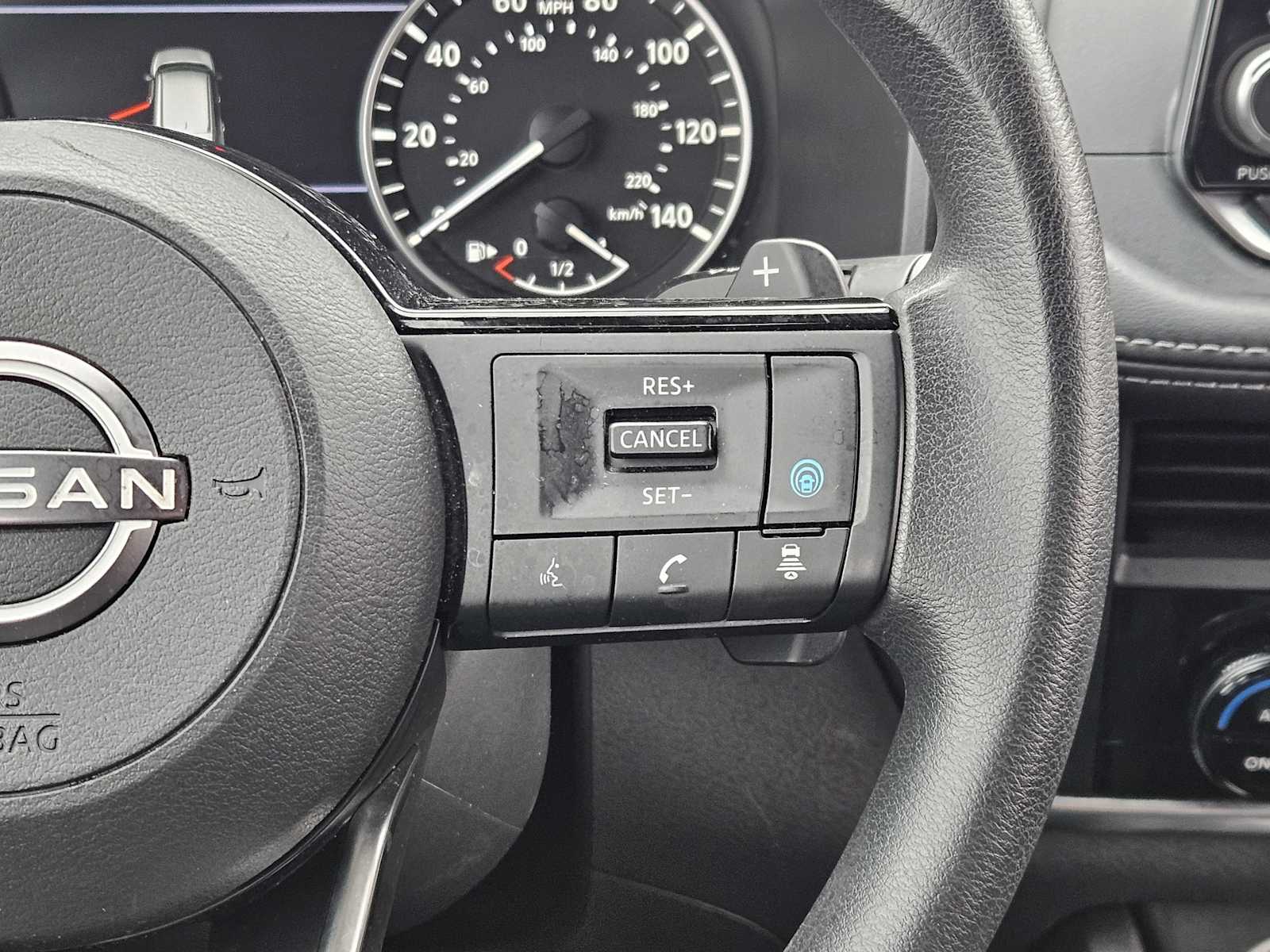 Thumbnail: 2023 Nissan Rogue - 27