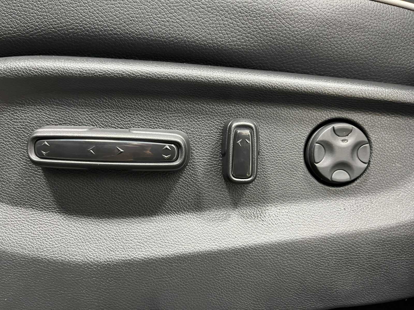 Thumbnail: 2026 Honda Odyssey - 12