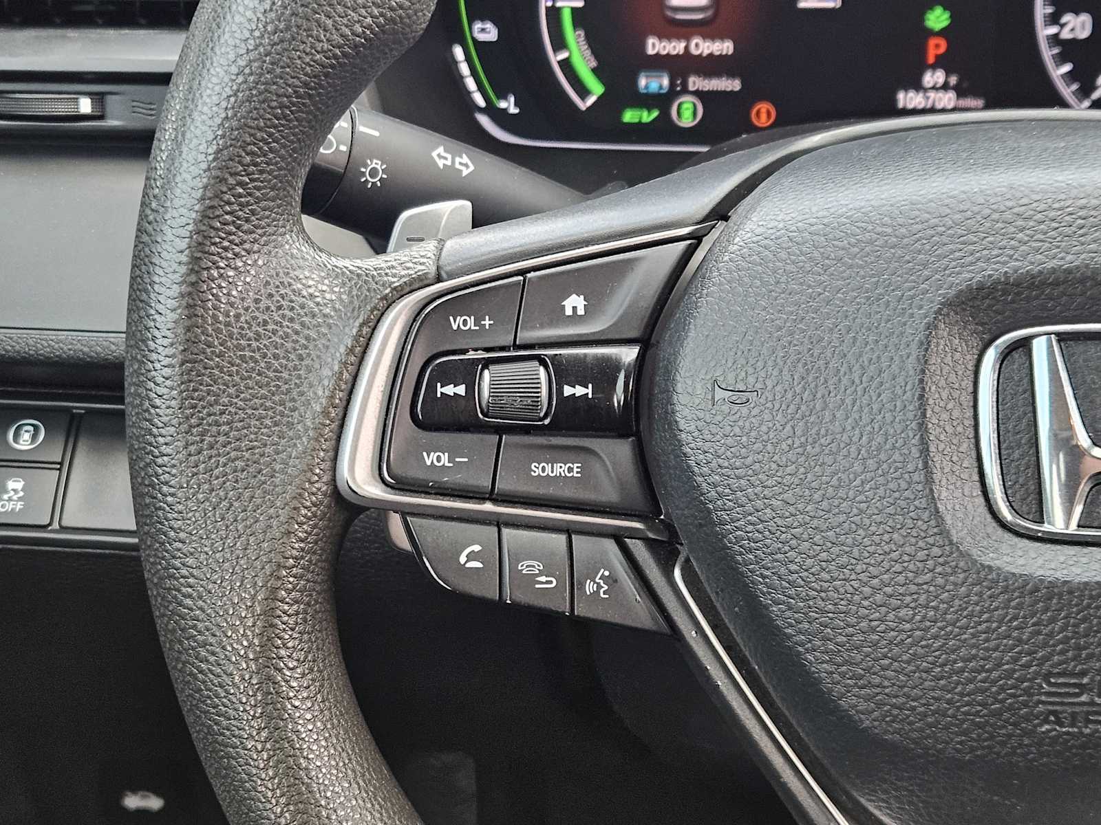 Thumbnail: 2021 Honda Insight - 26