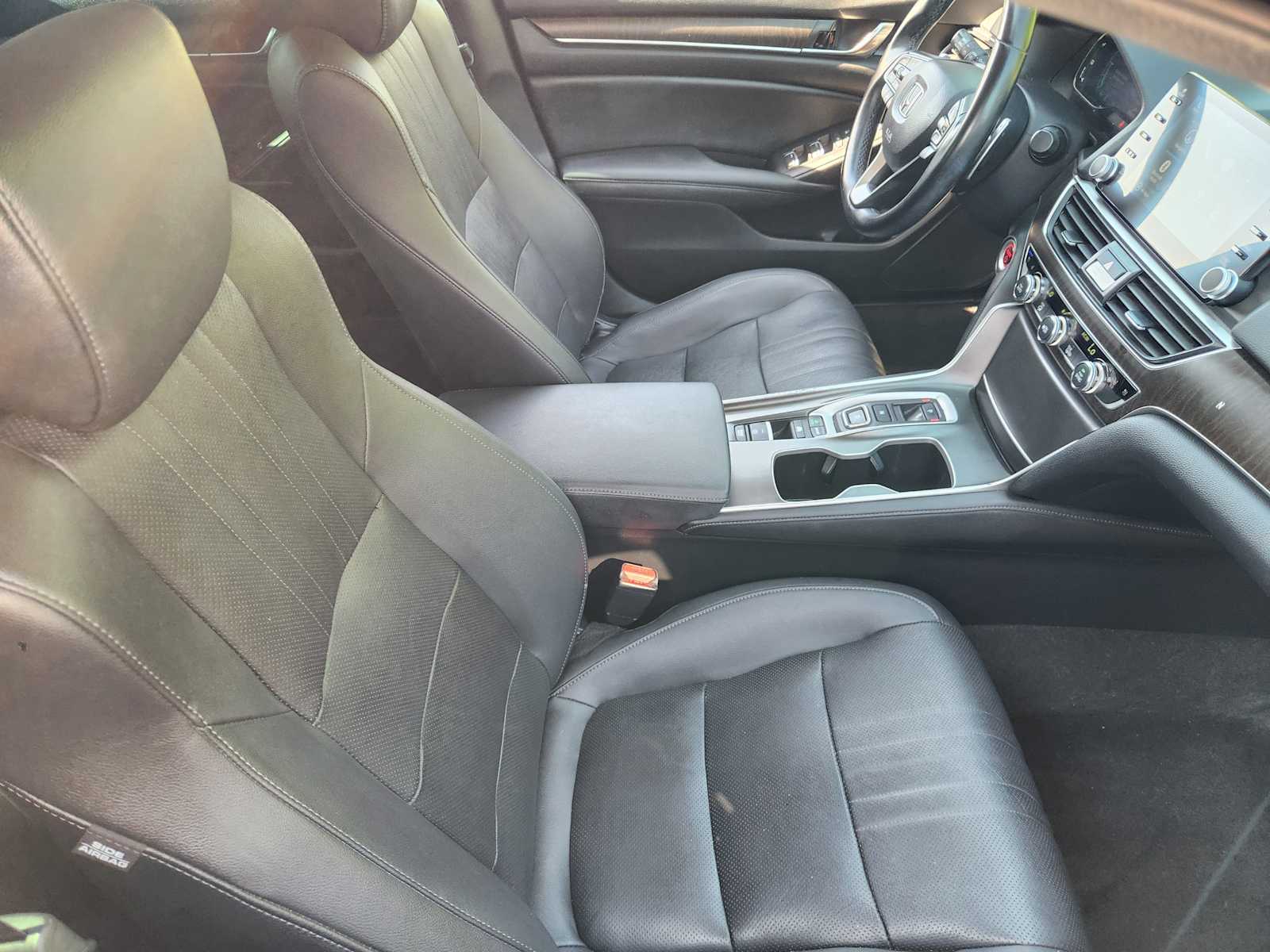 Thumbnail: 2019 Honda Accord - 14