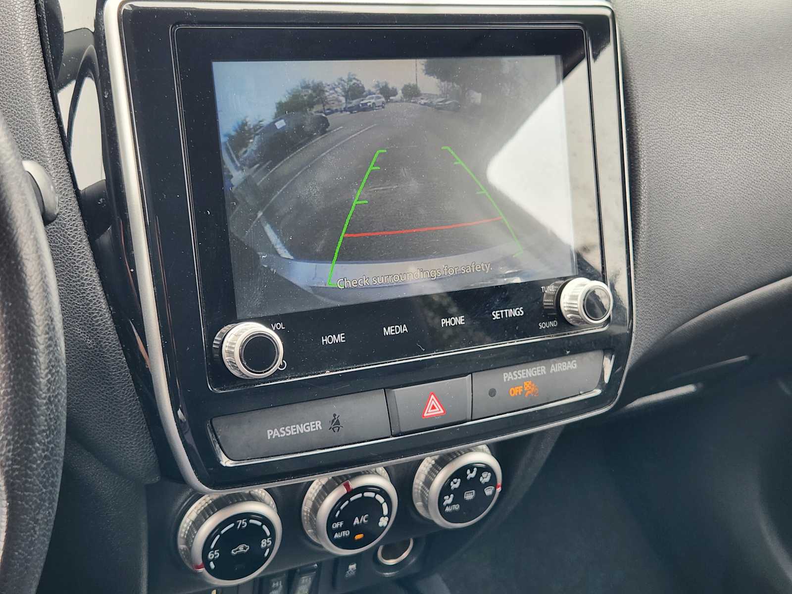 Thumbnail: 2022 Mitsubishi Outlander Sport - 18