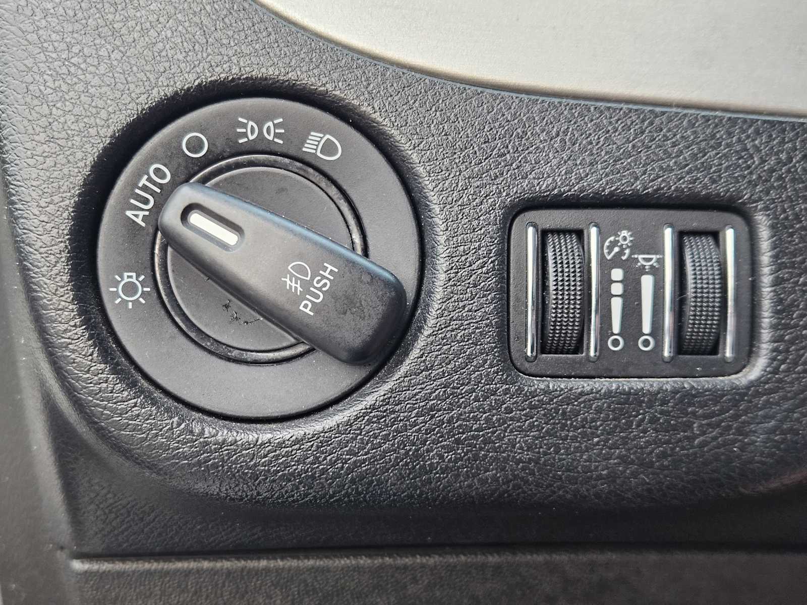 Thumbnail: 2018 Dodge Grand Caravan - 20