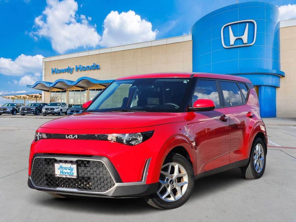 Used 2023 Kia Soul S Hatchback