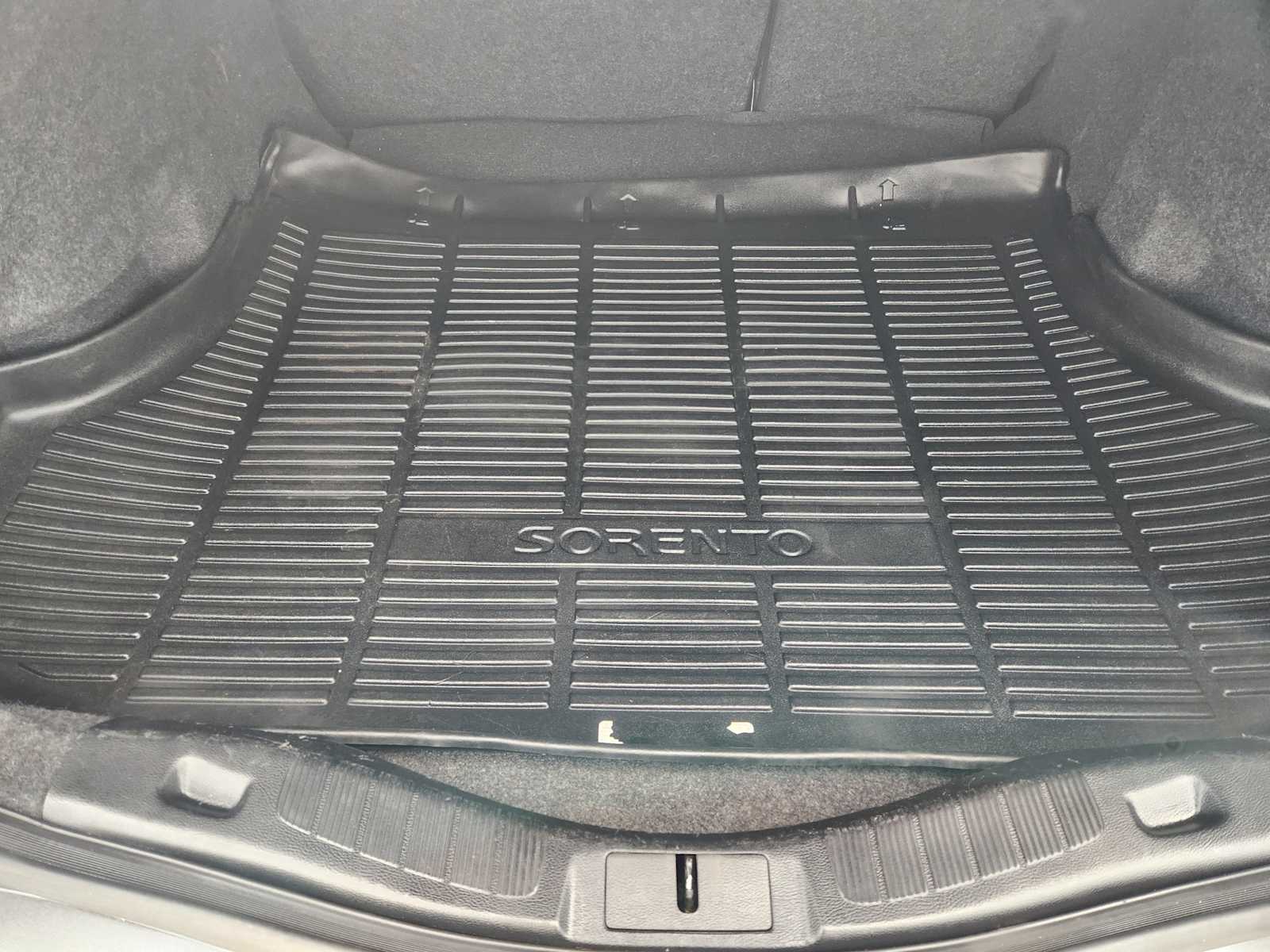 Thumbnail: 2020 Ford Fusion - 32