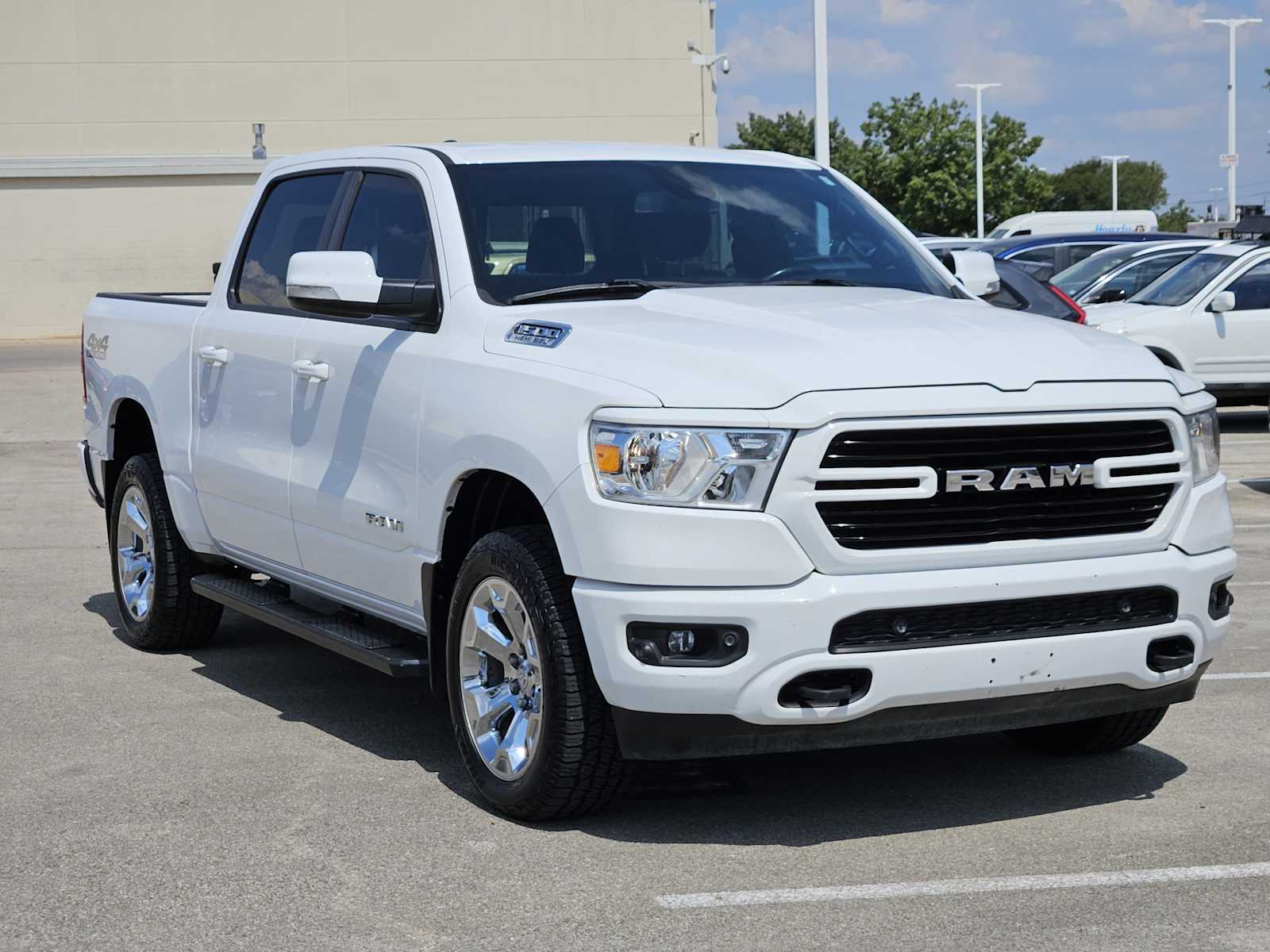 2019 Ram 1500 Big Horn Lone Star photo 3