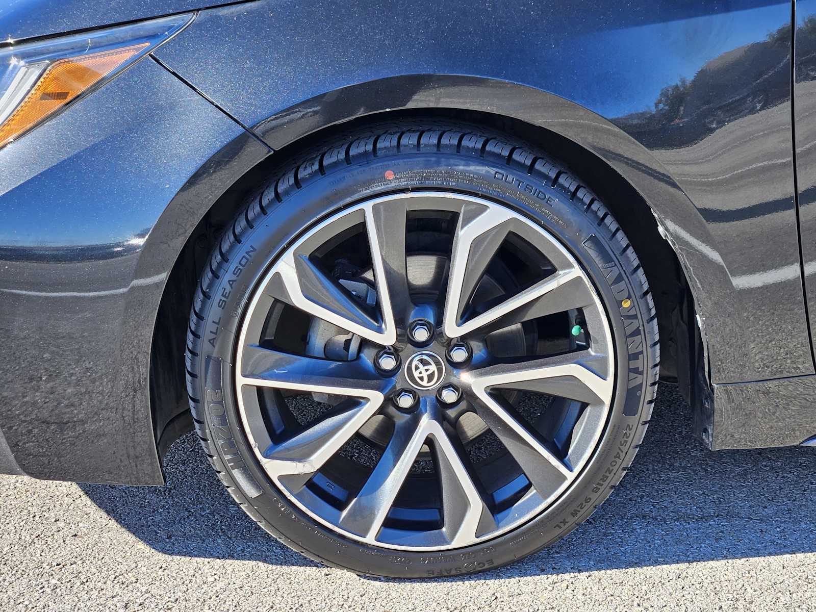 Thumbnail: 2022 Toyota Corolla - 9