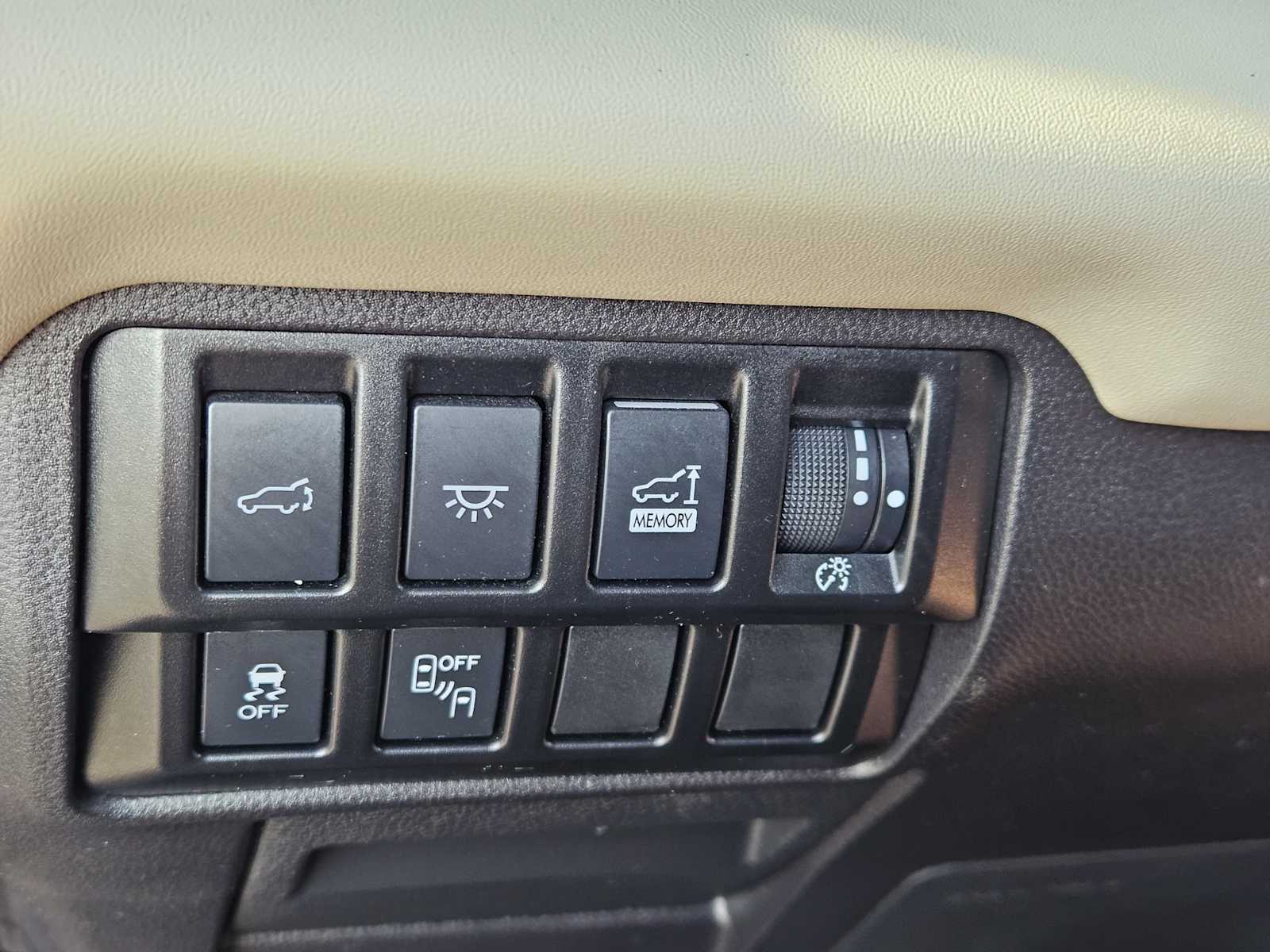 Thumbnail: 2022 Subaru Ascent - 21