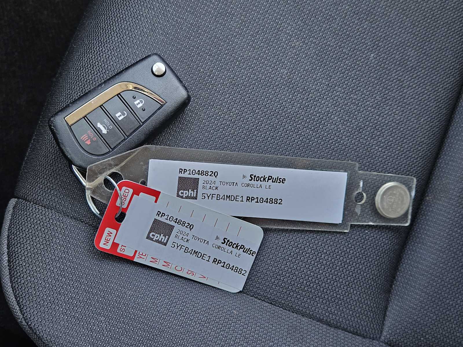 Thumbnail: 2024 Toyota Corolla - 32