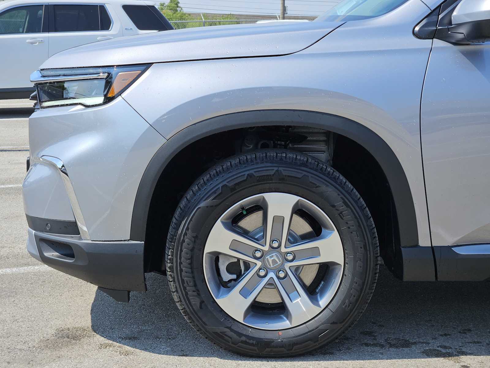 Thumbnail: 2025 Honda Pilot - 30
