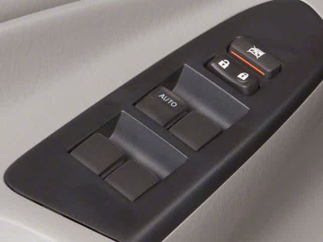 Thumbnail: 2013 Toyota Tacoma - 20