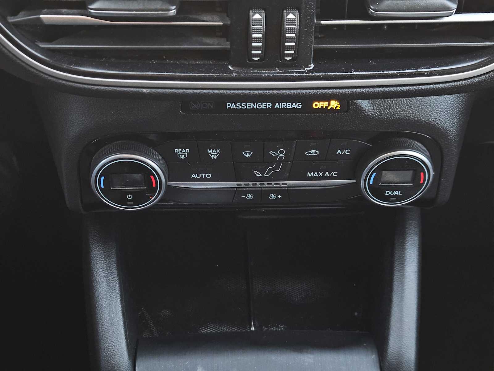 Thumbnail: 2021 Ford Escape - 19