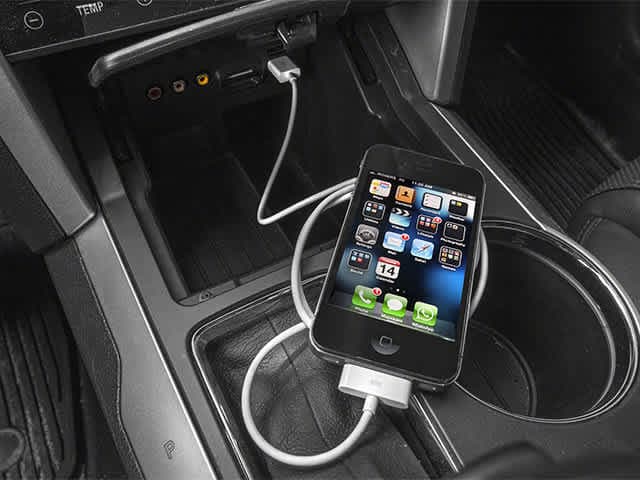 Thumbnail: 2014 Ford Explorer - 16