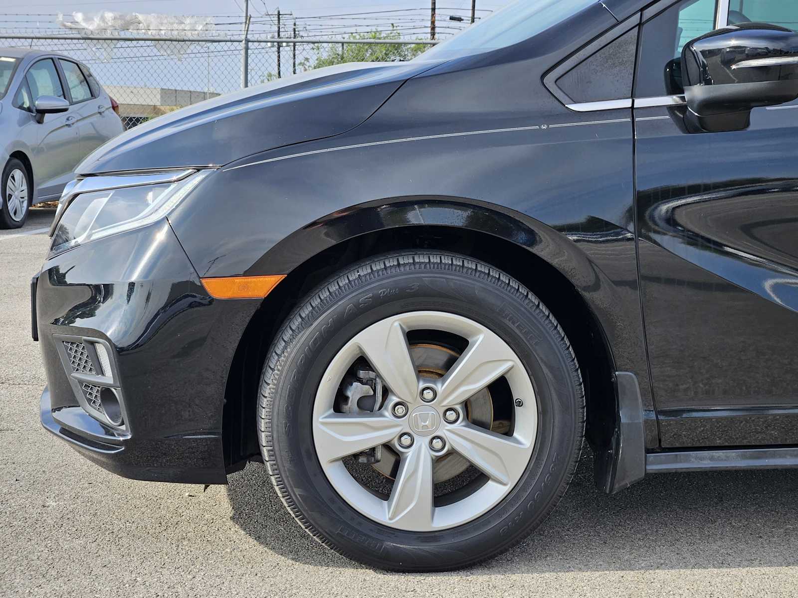 Thumbnail: 2019 Honda Odyssey - 8